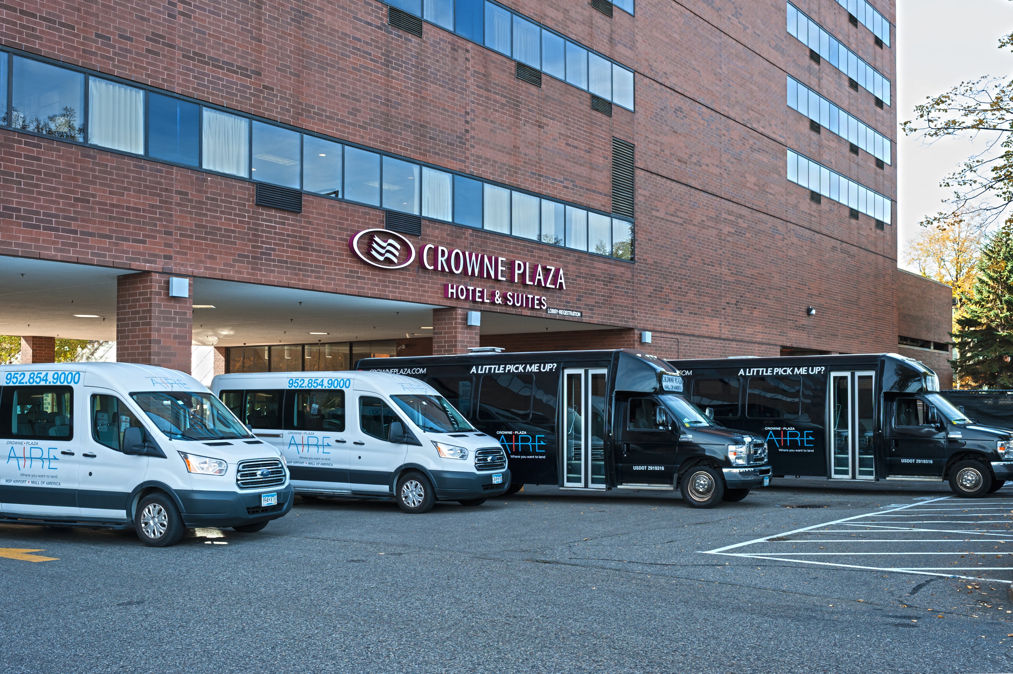 Crowne Plaza Suites Msp Airport Mall Of America 44/50