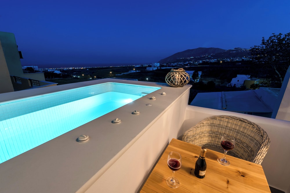 Emerald Collection Suites 22/44