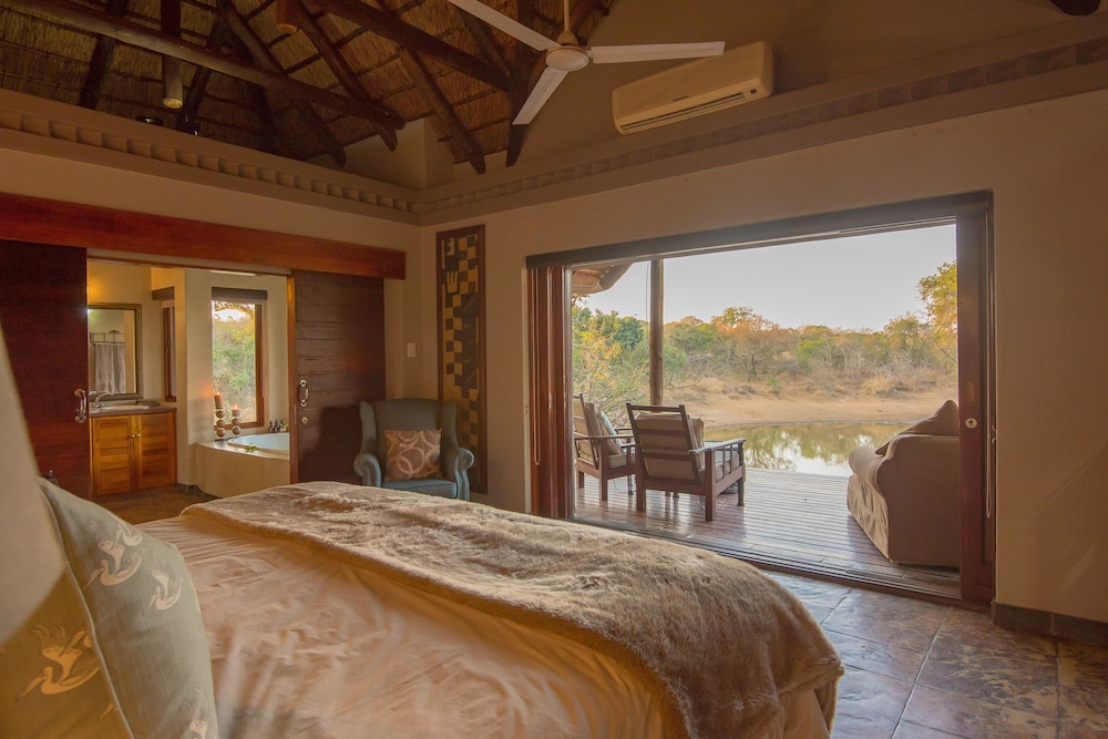 Waterbuck Game Lodge - All Inclusive 4/50