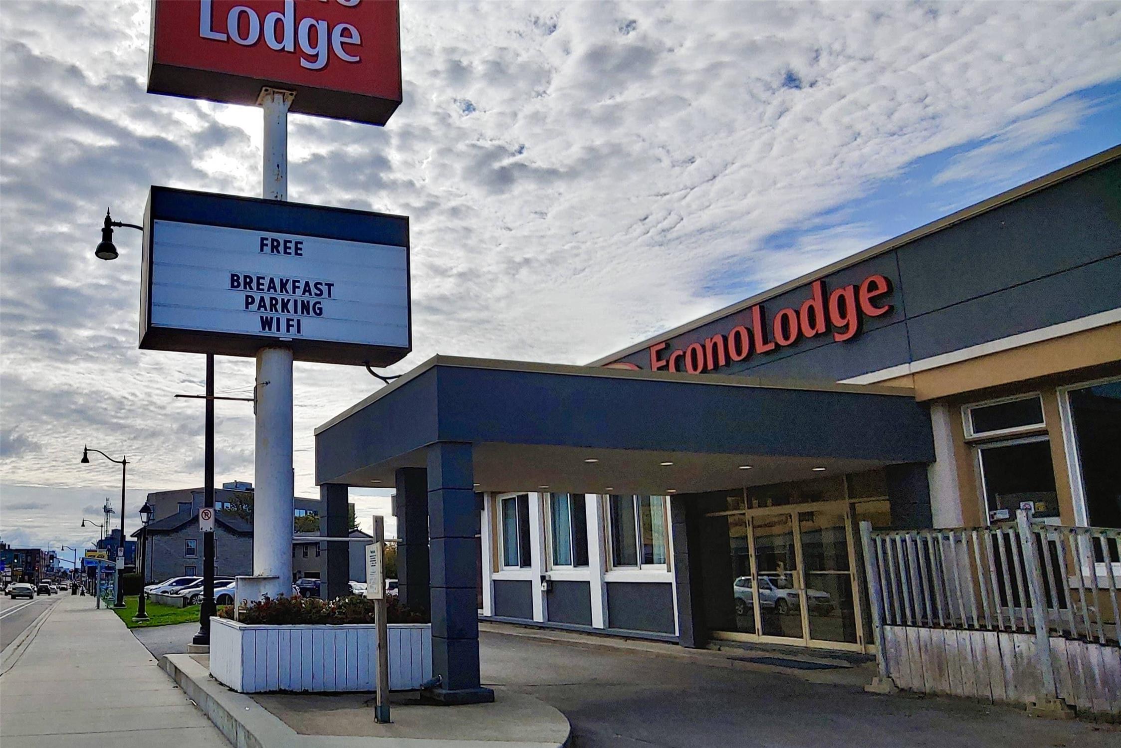 Econo Lodge City Centre Kingston 2/7