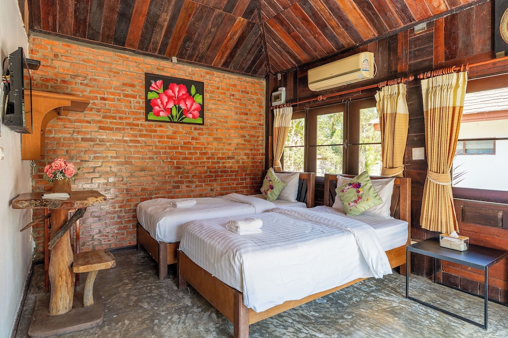 STANDARD, TWIN BEDS