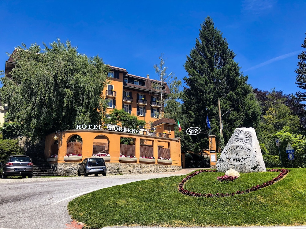 Hotel Moderno 4/50