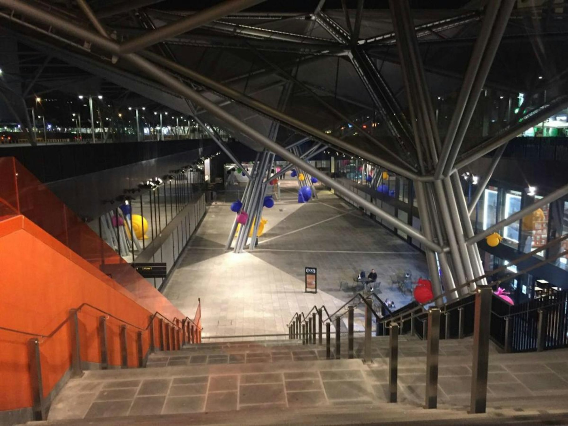 Ideal City Walk 43/44