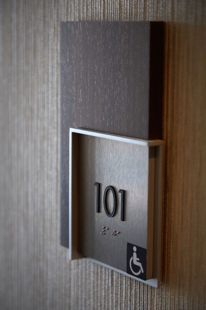 Hyatt Place Las Vegas At Silverton Village 16/42