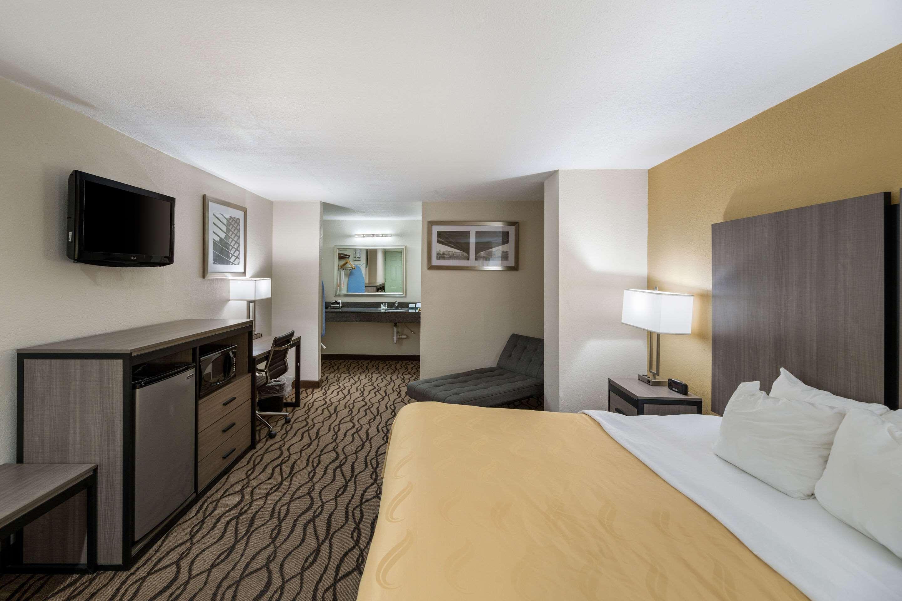 Upgrade, 2 Queen Beds