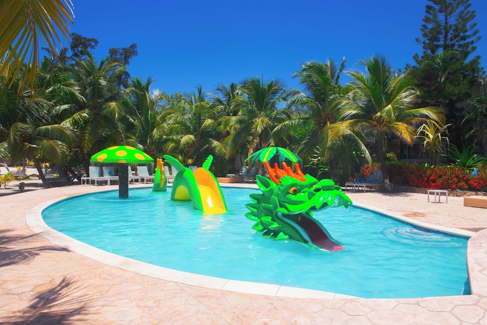 Fantasy Island Resort Beach And Marina All Inclusive 66/74