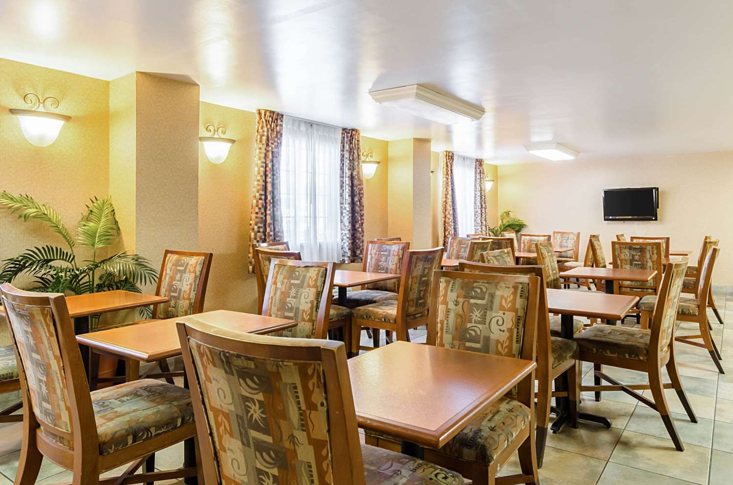 Quality Inn Chicopee-Springfield 13/17