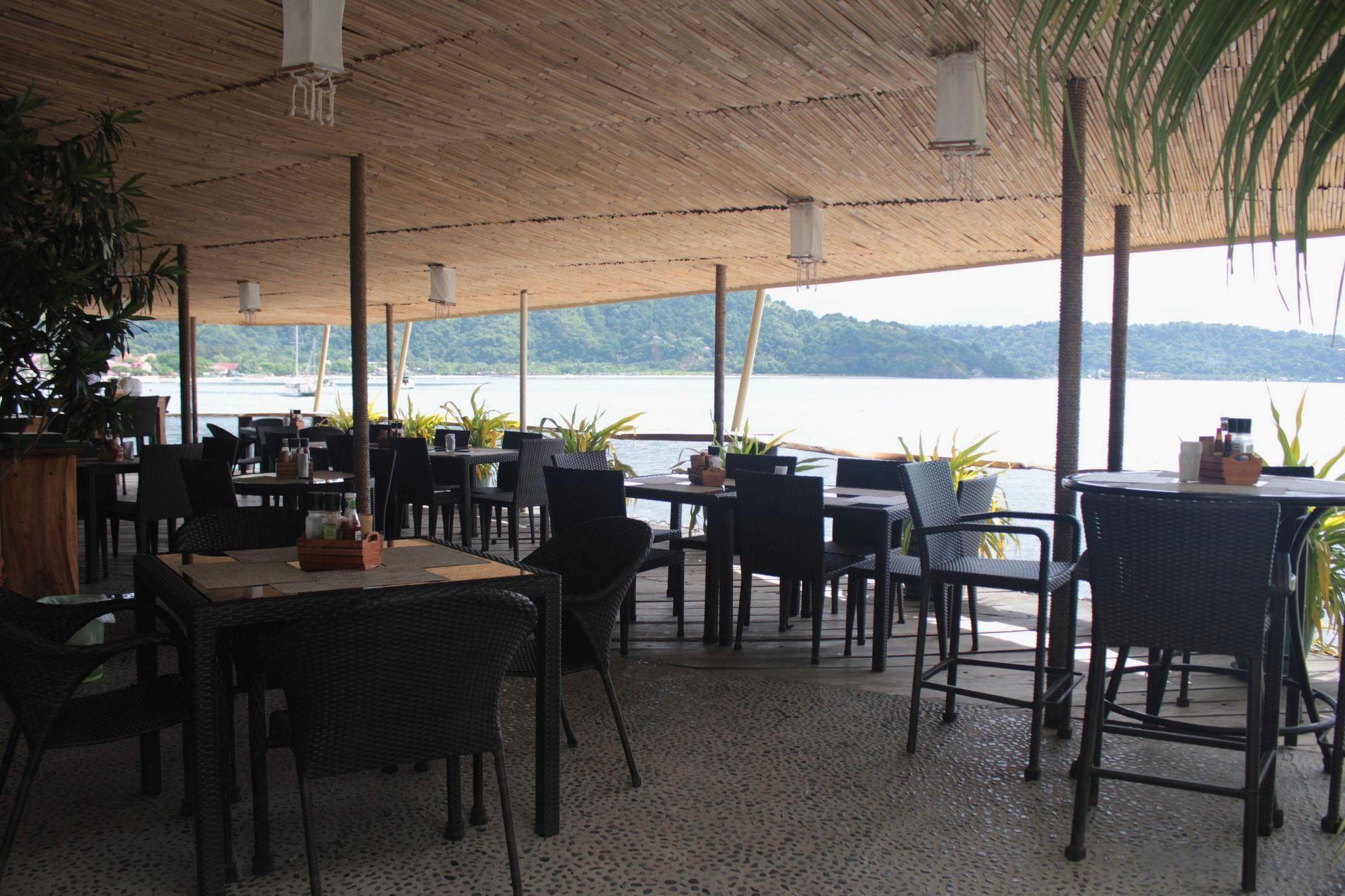 Mangrove Resort Hotel 18/32