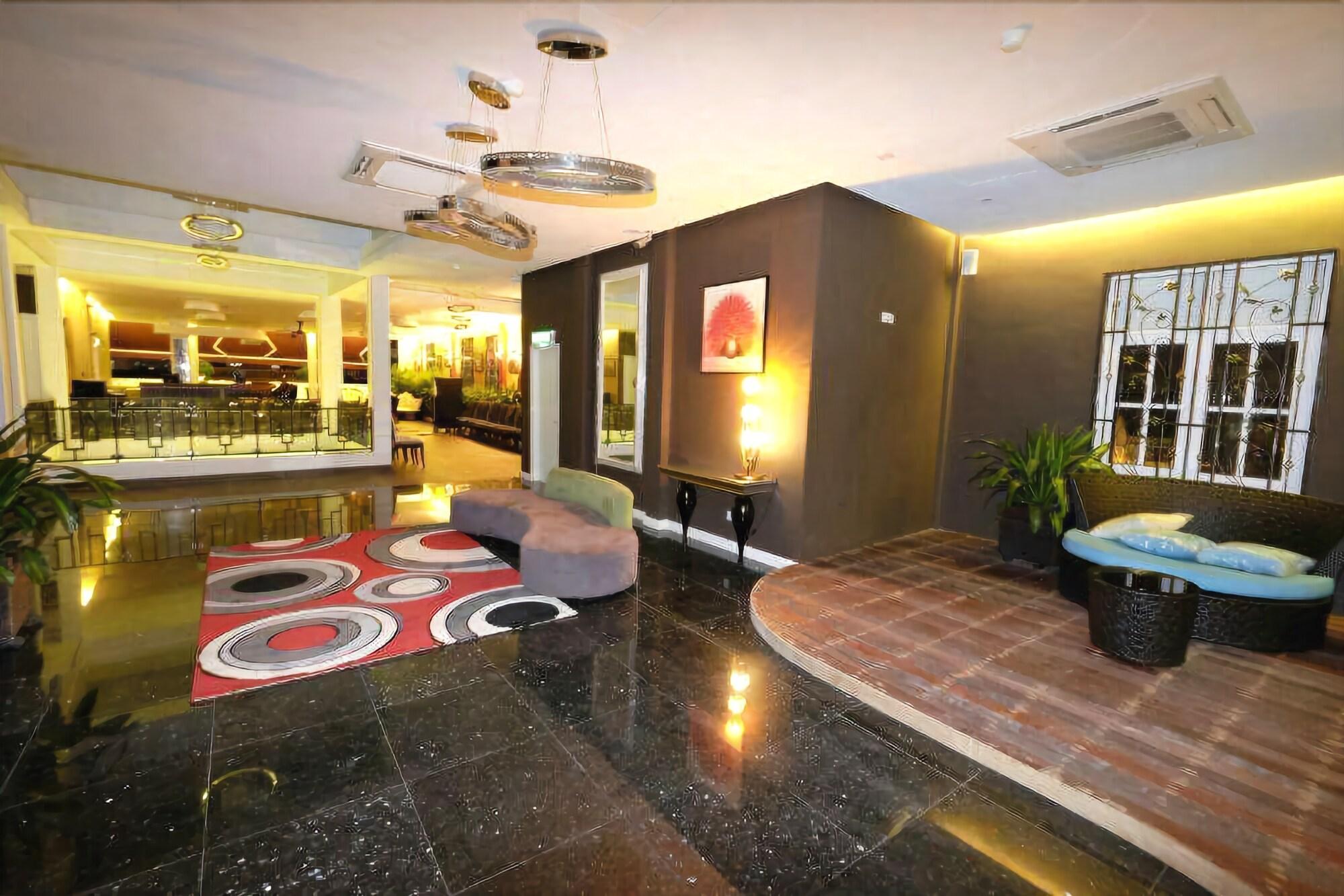 RC Hotel 6/34