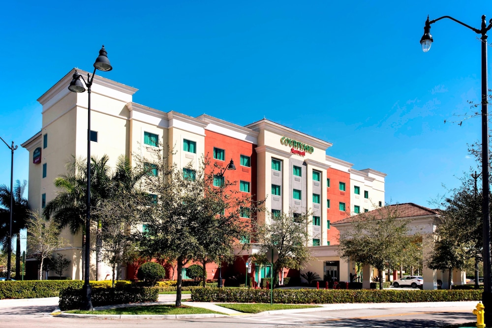 Courtyard By Marriott Miami Homestead 2/35