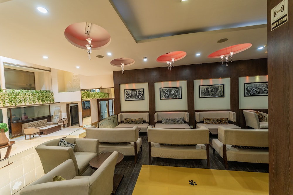 Hotel Celebration 26/53
