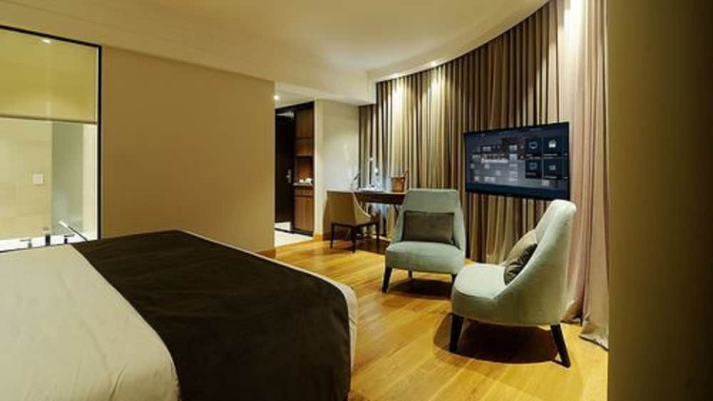 PUERTO NORTE DESIGN HOTEL 6/63