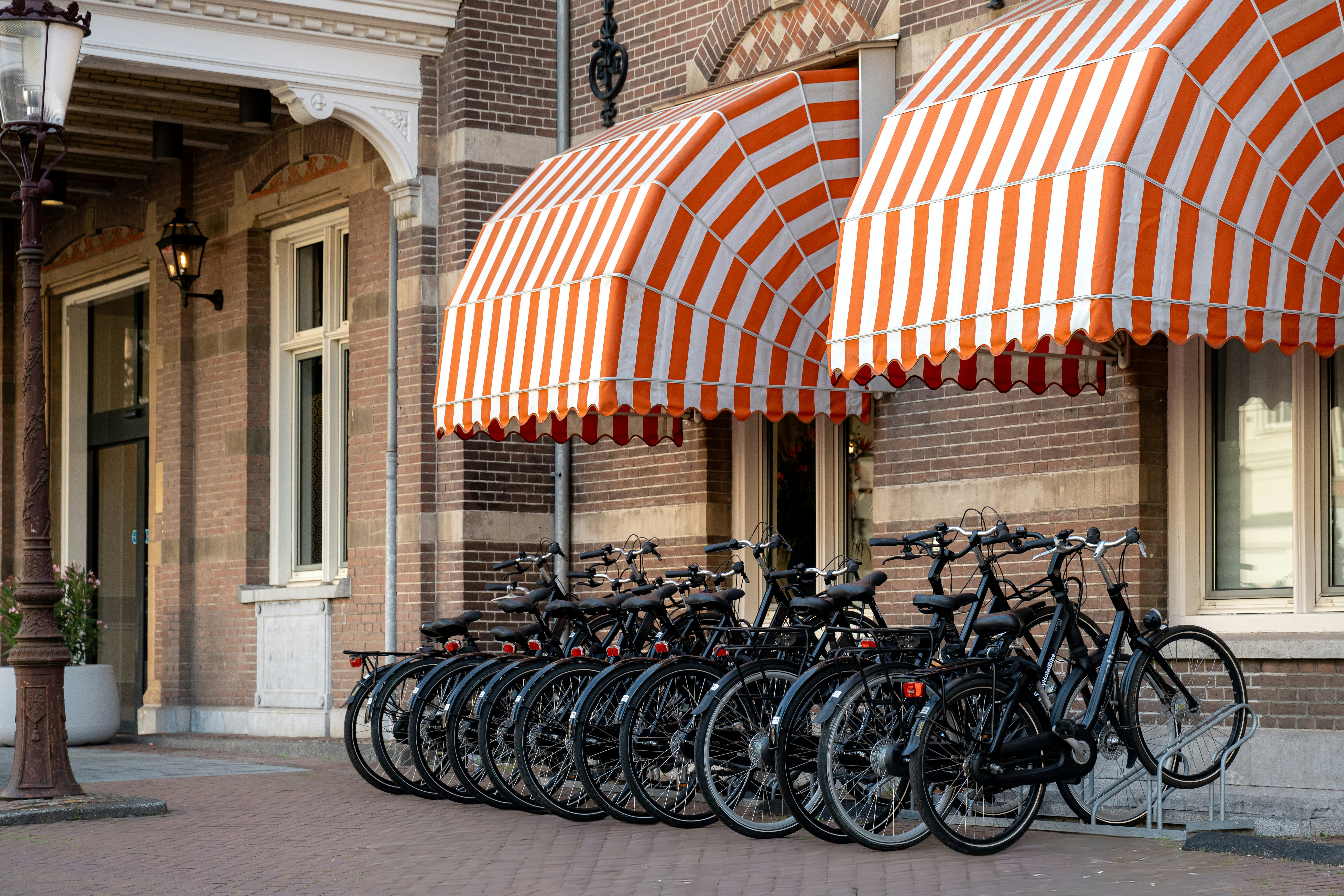The Manor Amsterdam 33/57