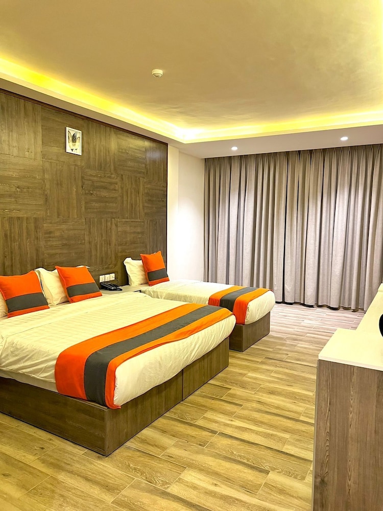 Sky Hotel Aqaba 24/32