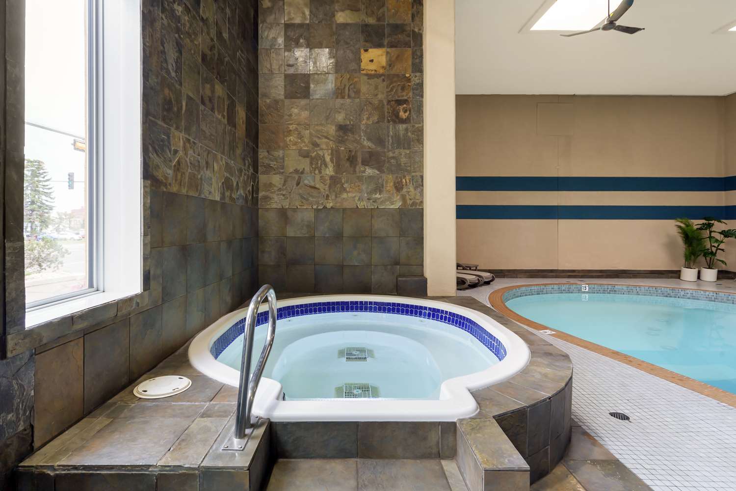 Best Western Plus City Centre Inn 31/52