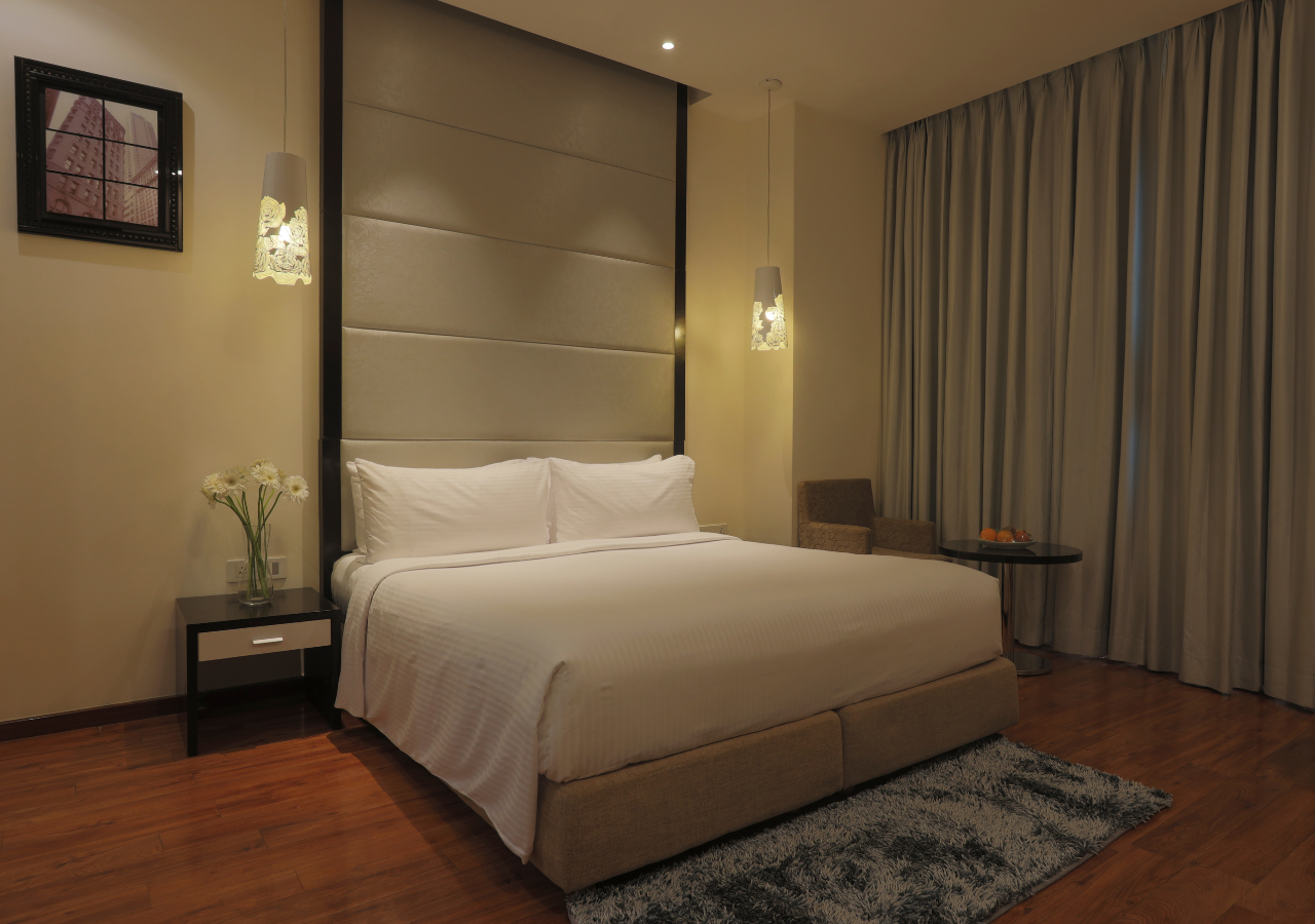 Empire, Suite