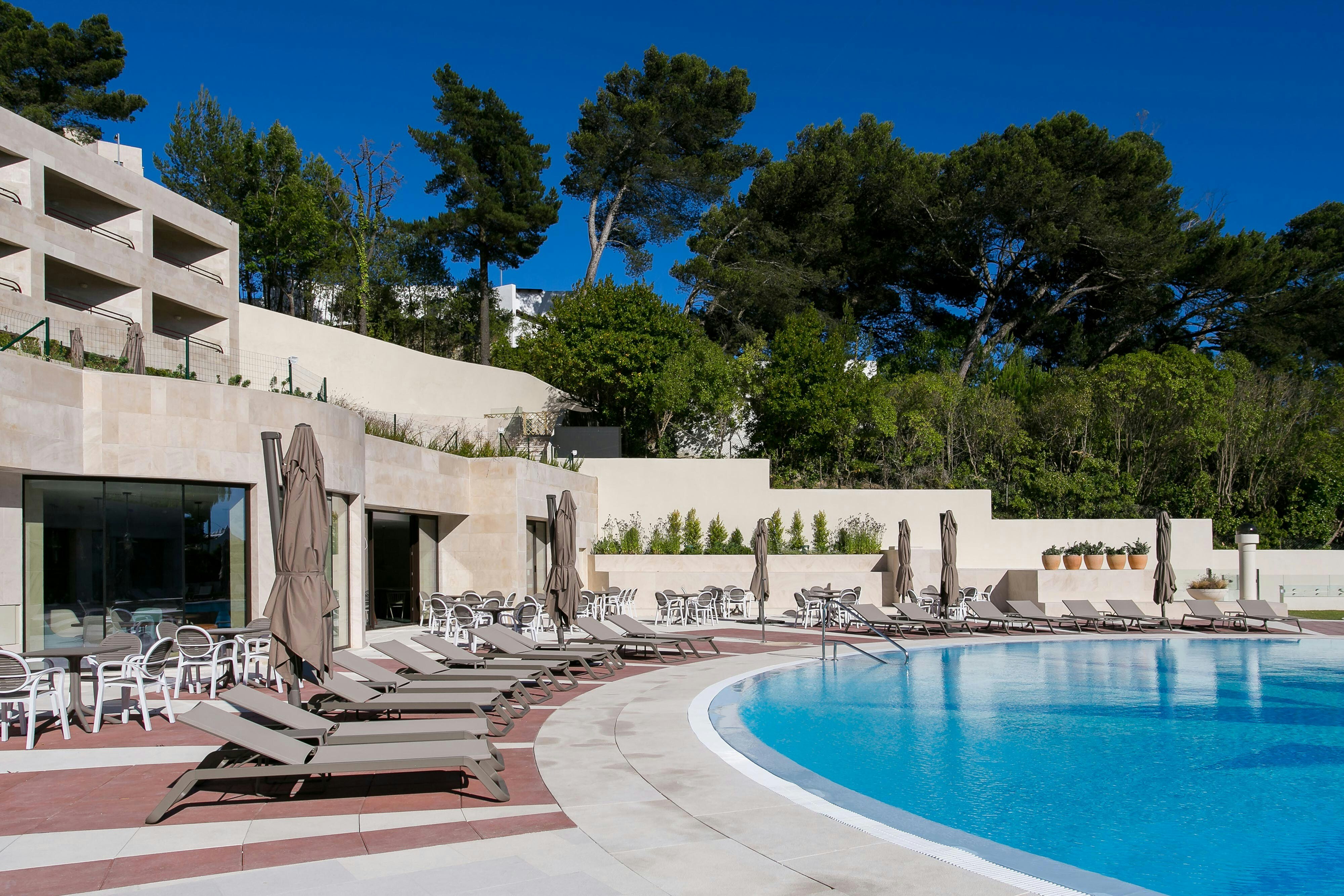 Four Points by Sheraton Sesimbra 36/37
