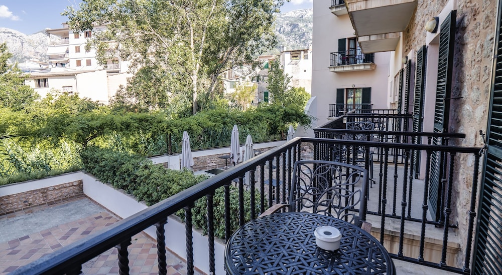 Gran Hotel Soller 10/75