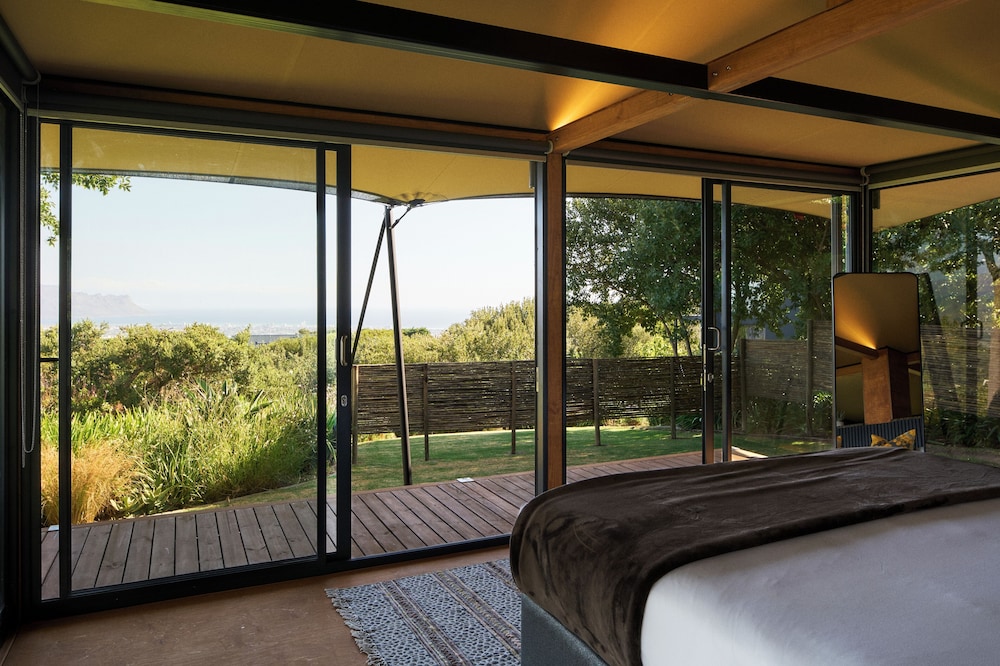 Spanish Farm Guest Lodge 36/90