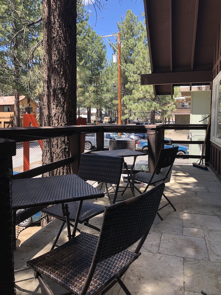 The Mammoth Inn 47/62