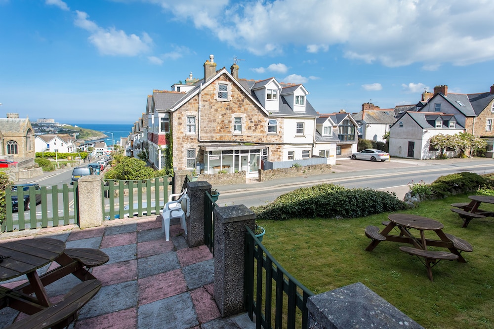 The Glendeveor 38/50