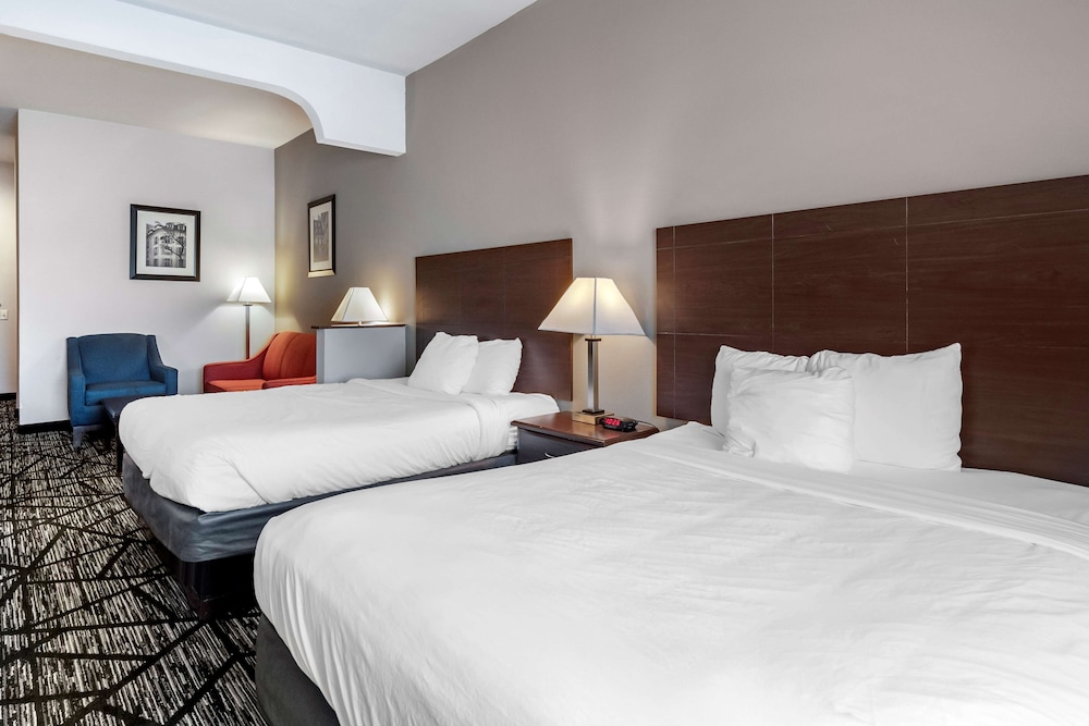 Best Western Plus Mckinney Inn & Suites 19/37