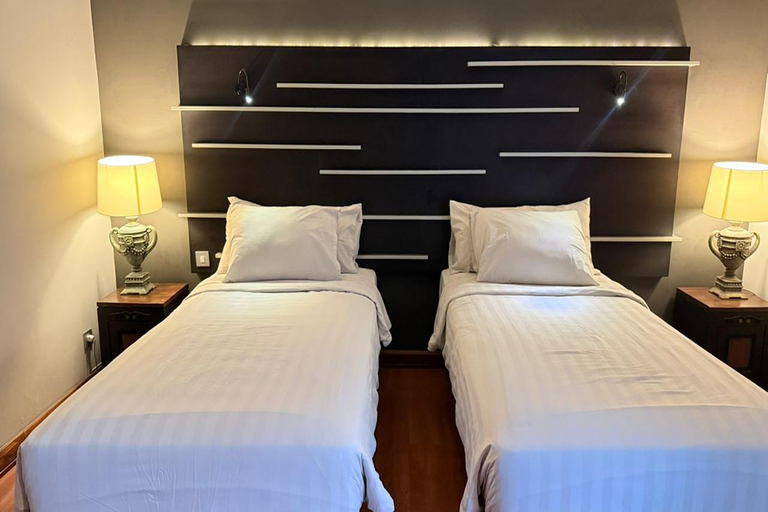 Deluxe, Twin Beds, No Balcony