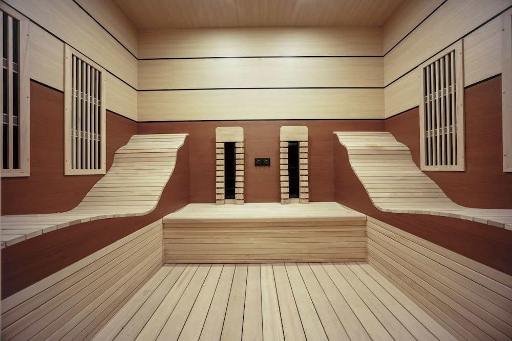 Borrman Hotel (Guangzhou Tianhe Sports Center Linhe West Metro Station) 33/56