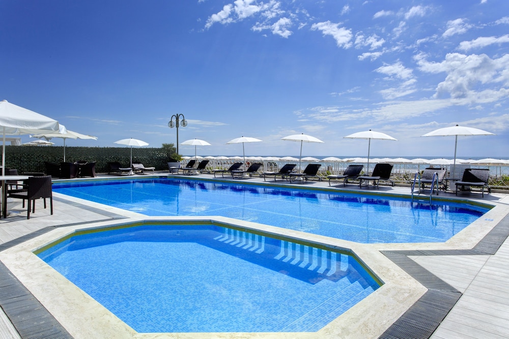 Hotel Byron Bellavista 57/61