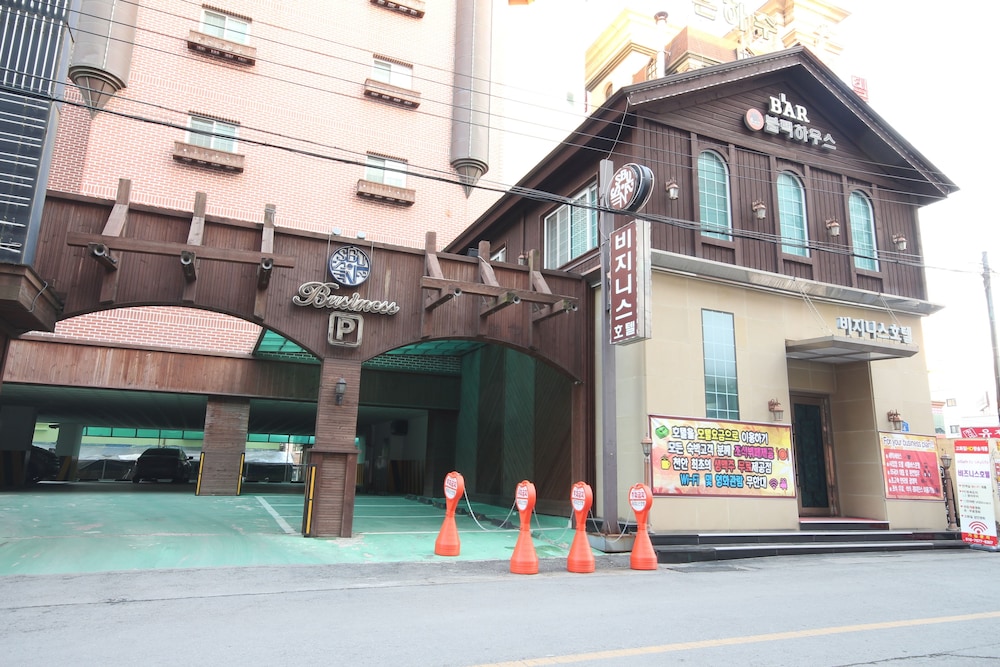 Cheonan Business Hotel 42/50