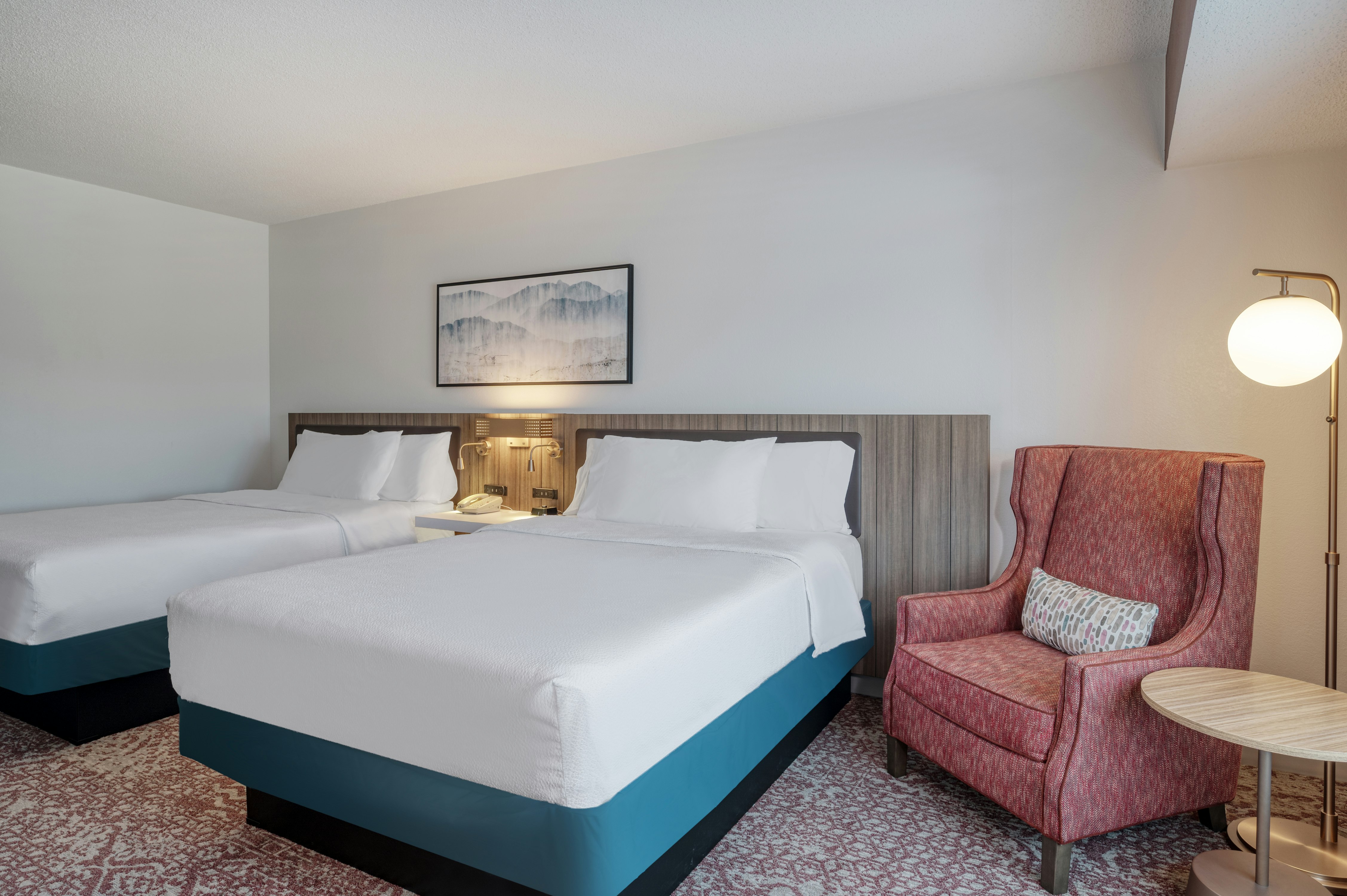 Room, 2 Queen Beds, Hilton Garden Inn Clarksburg Bridgeport 2/5