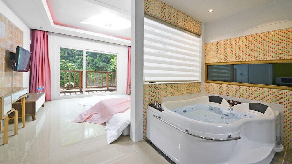 Gyeongju Green Velly Pension 22/26
