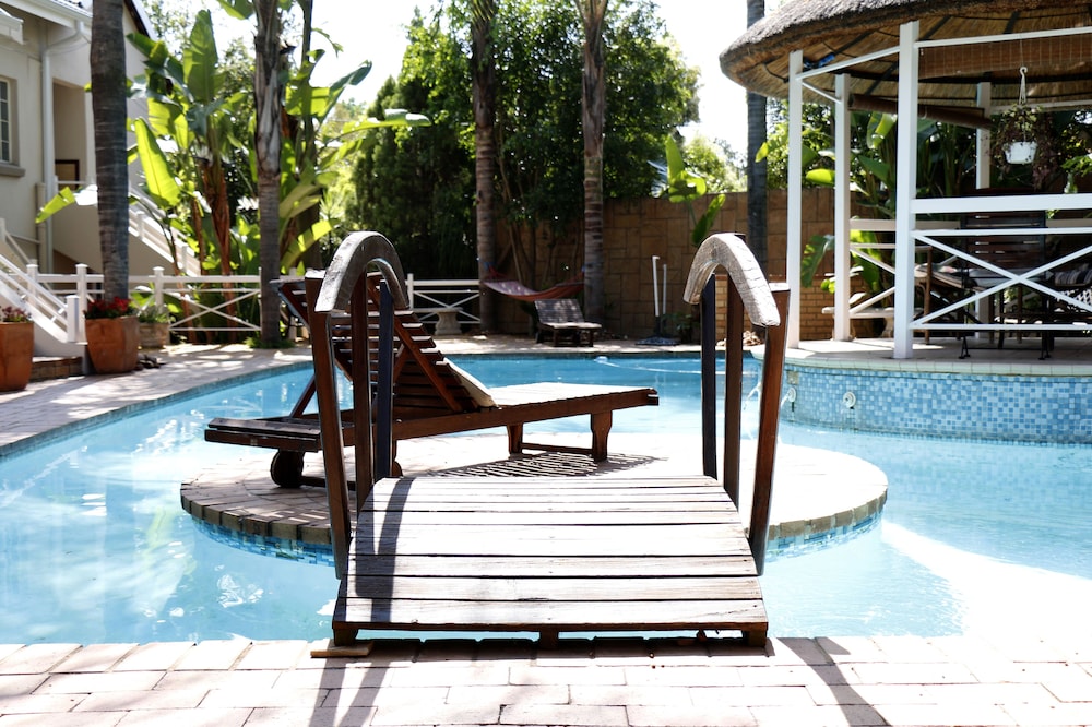Summerview Guest Lodge 38/47