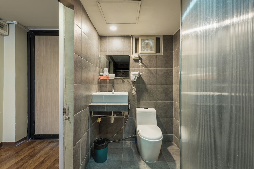 Bkk39 Airport hotel 41/43