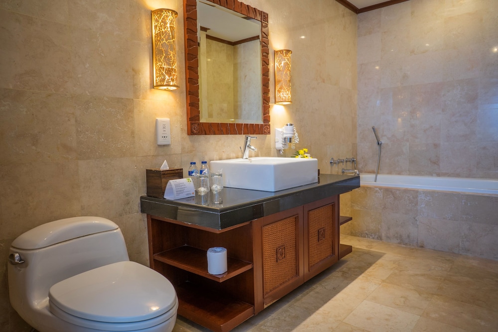 Grand Balisani Suites Hotel 29/71