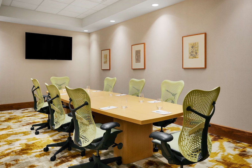 Hilton Garden Inn Dallas Richardson 66/70