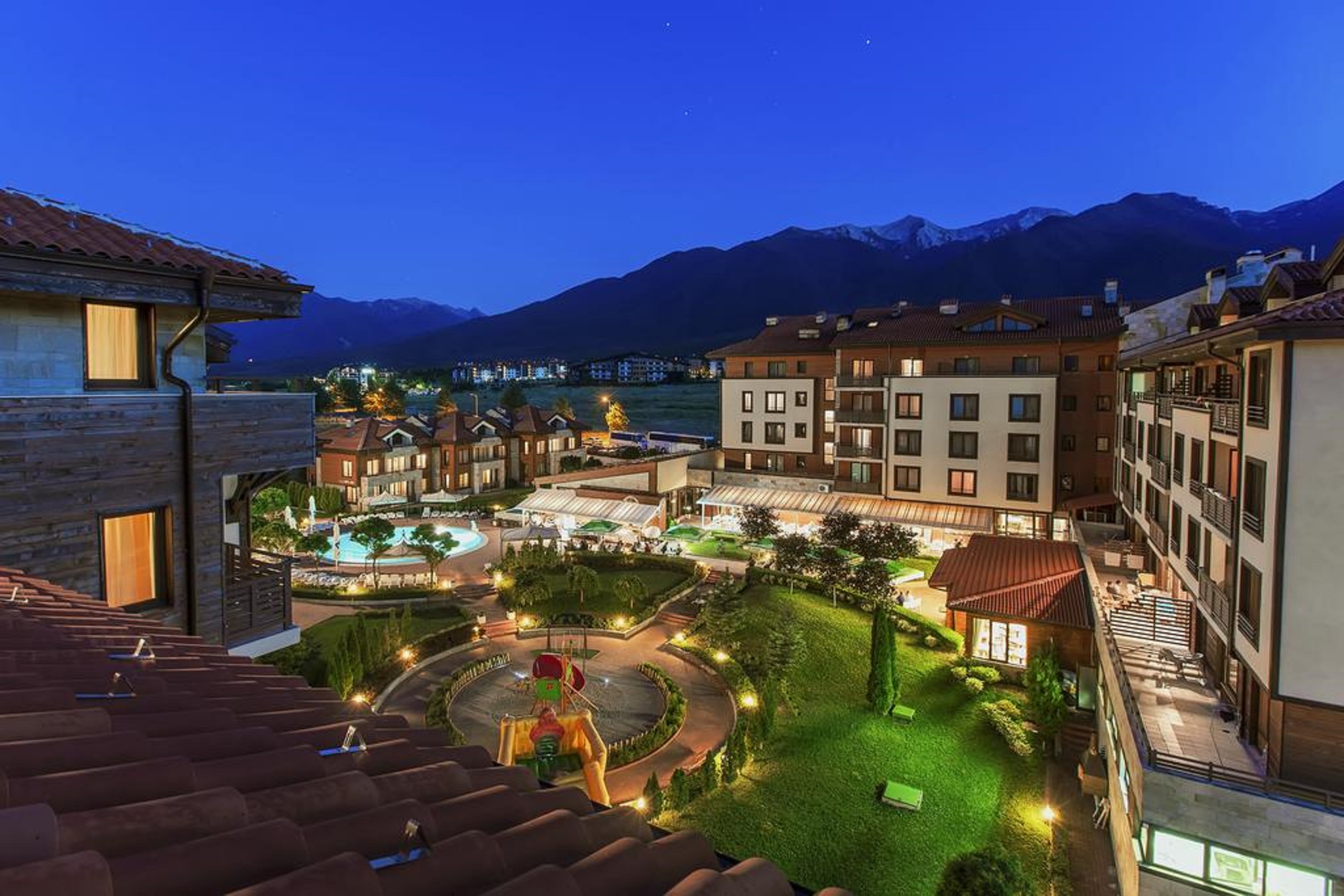 MURITE CLUB HOTEL(FORMERLY White Fir Valley Resort) 7/60