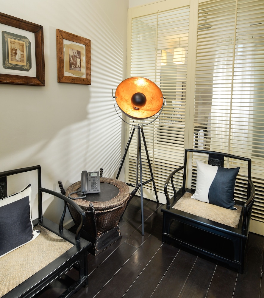 Hotel Carducci 76 54/75
