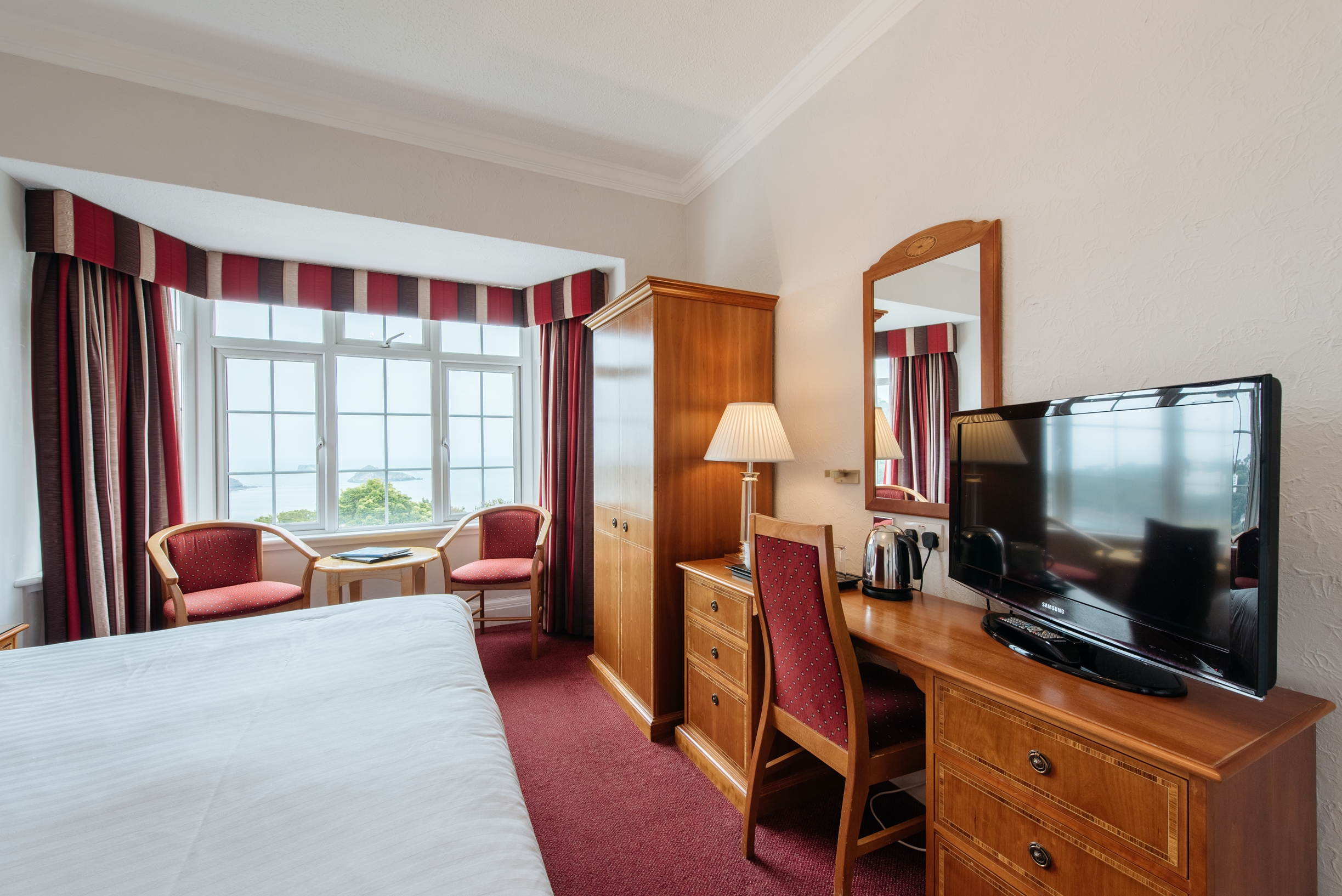 Club, Convertible Double Bed