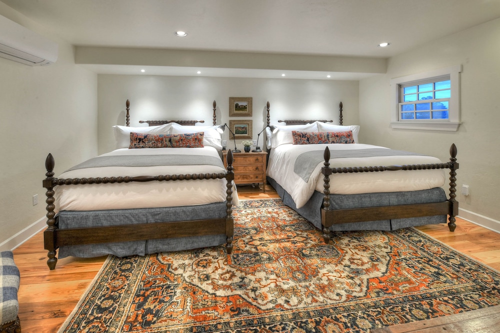The Armory Park Inn 11/50