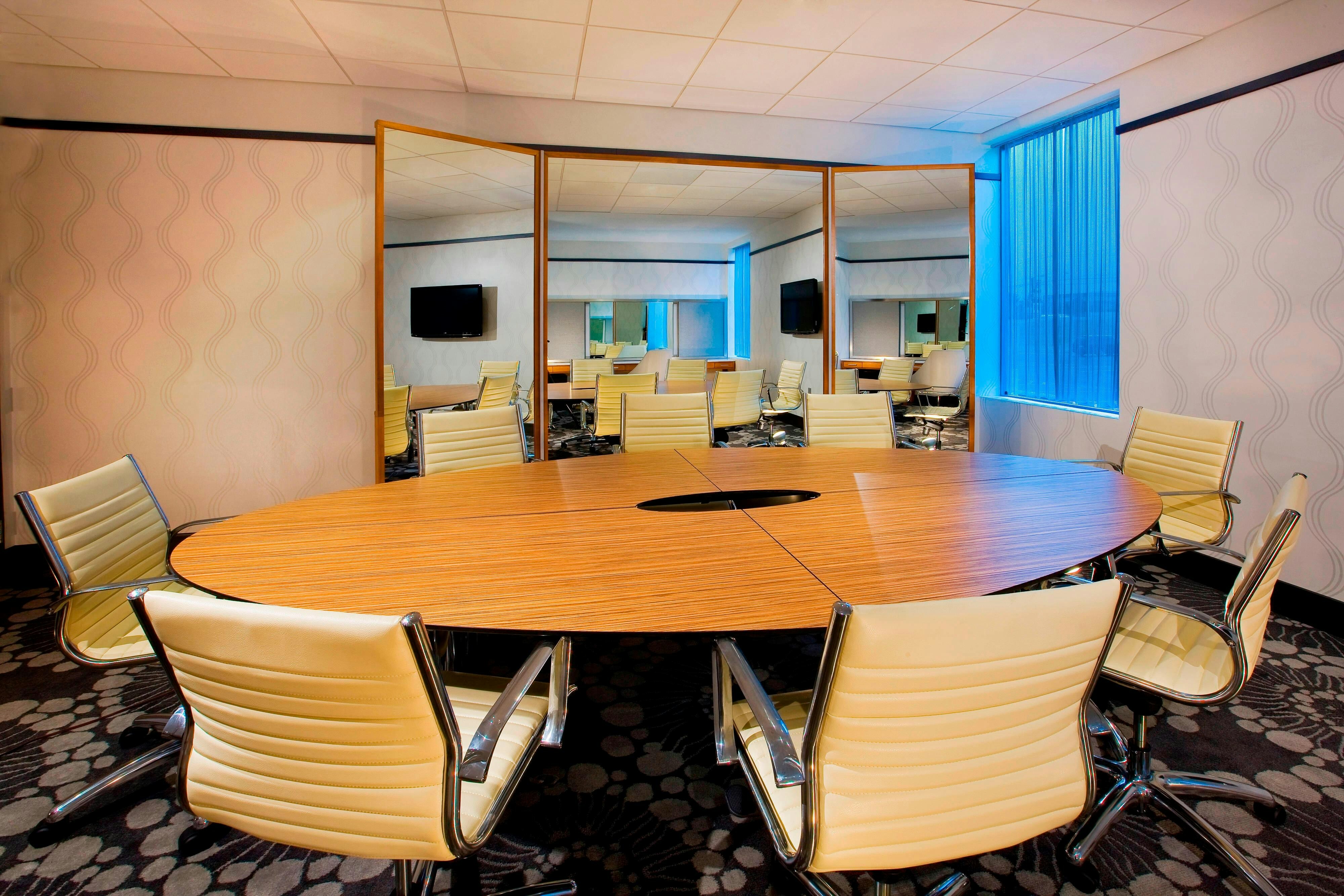 Aloft Mount Laurel 16/18