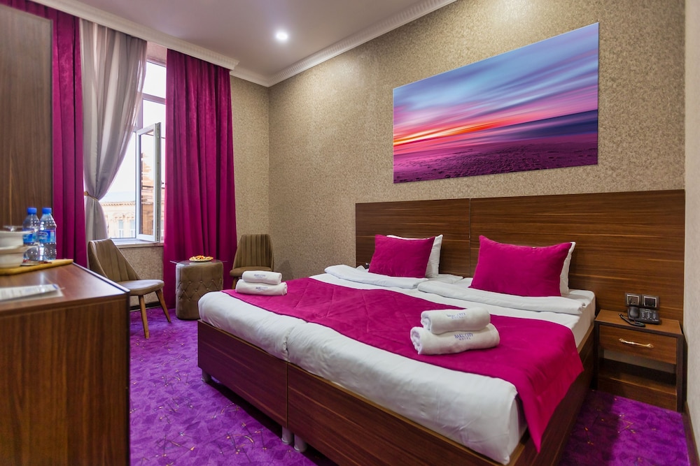 Baku City Hotel 16/50