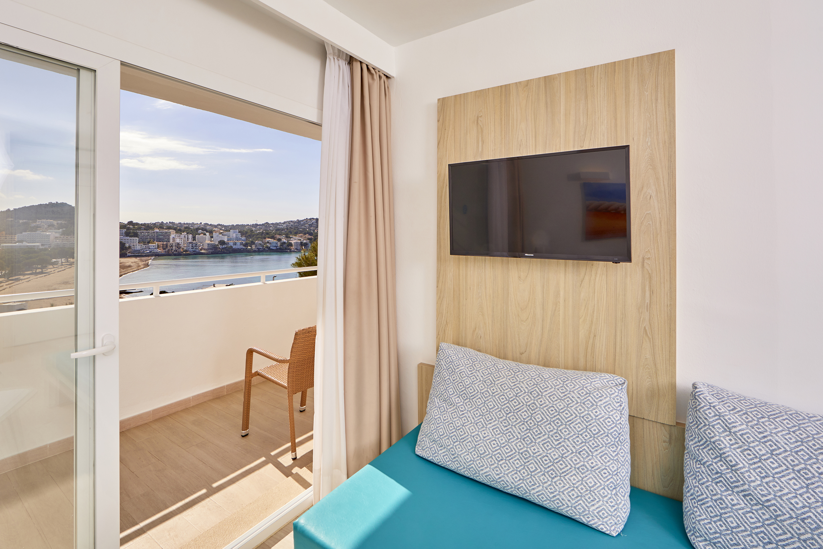 Sun Beach Apartments 33/51