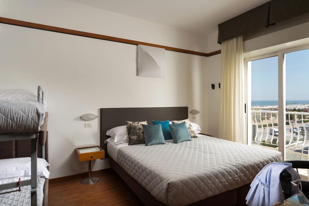 Hotel Continental 10/50