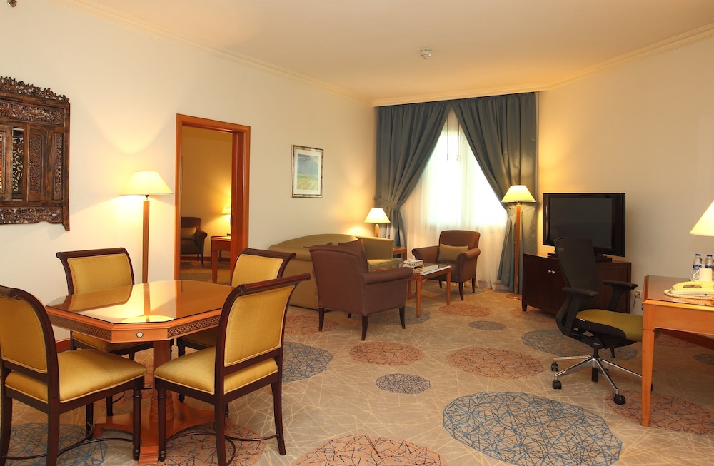 فندق هوليداى ان الخبر(Holiday Inn Al Khobar) 33/43