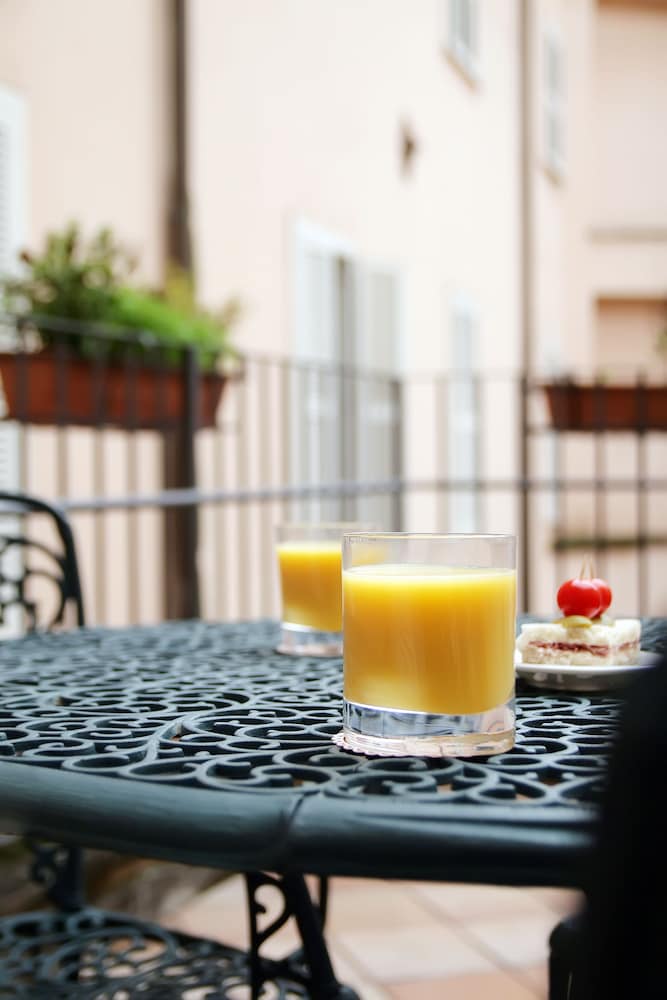 Albergo Santa Chiara Hotel Rome 47/49