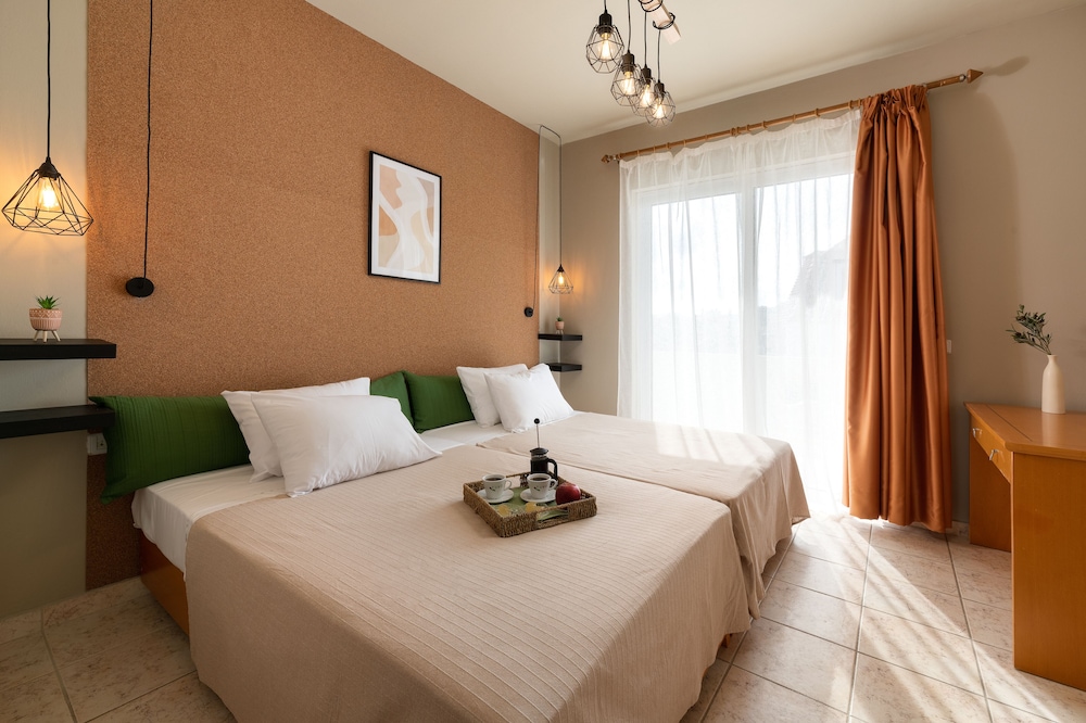 DELUXE, APARTMENT
