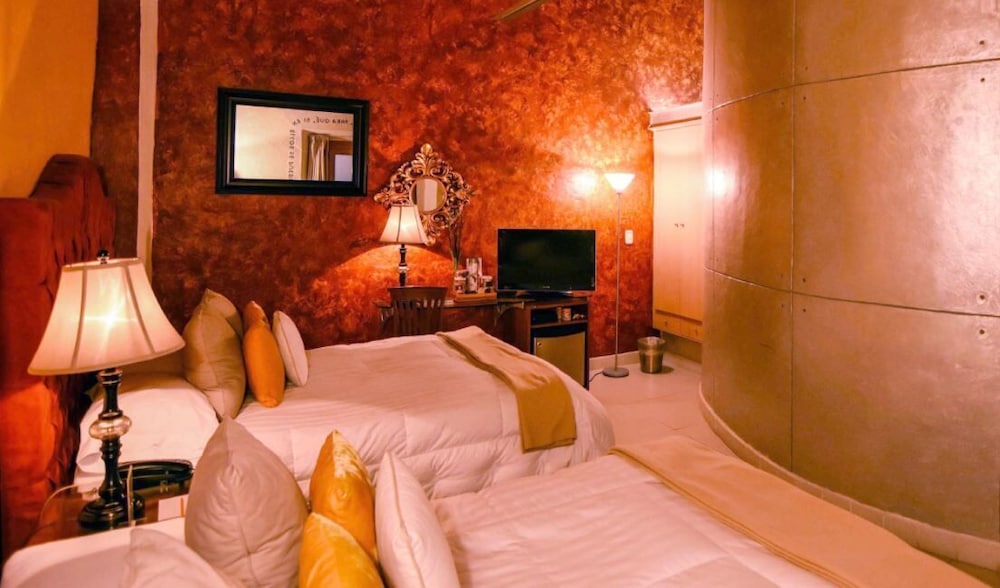 El Sueno Hotel And Spa 58/77