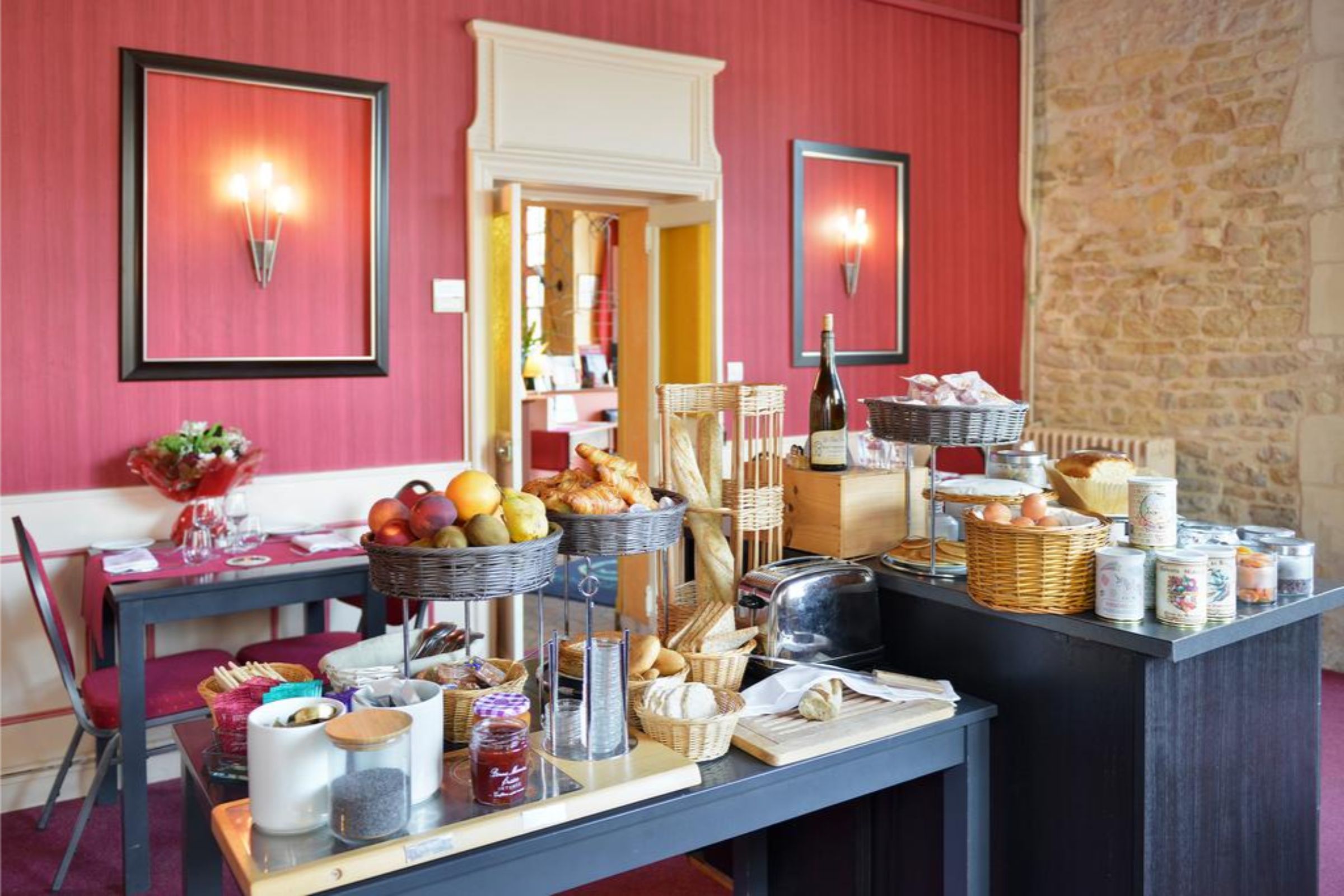 Logis Hotel Le Puits Dore 40/50