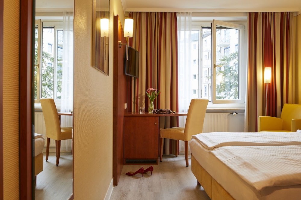 Hotel Concorde Munchen 11/49